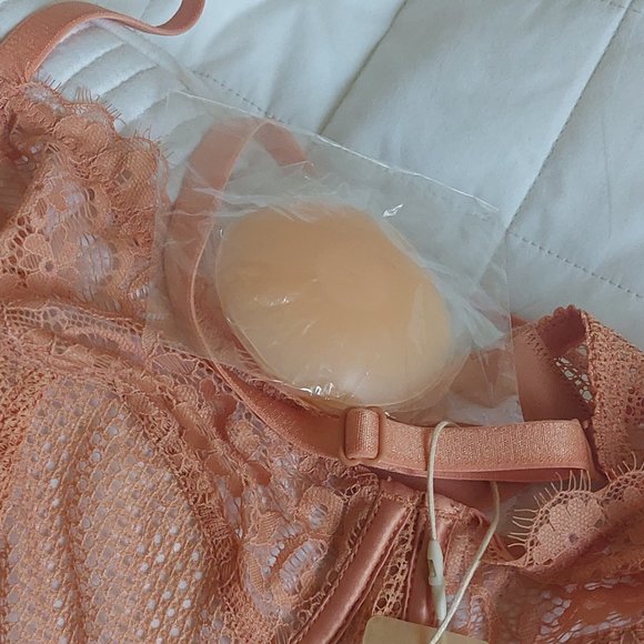 Bustier - Picture 6 of 7